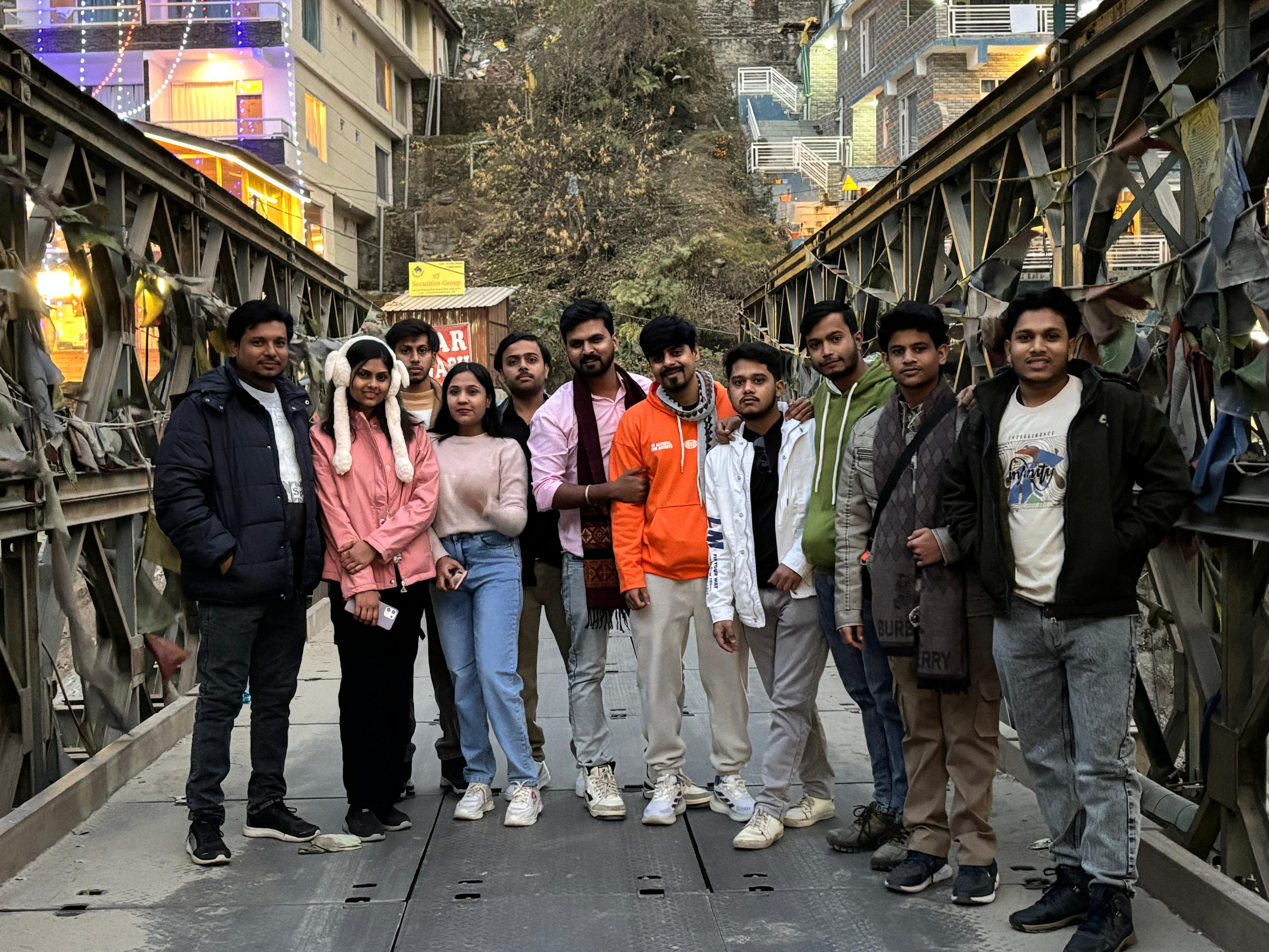 Lead Universal Team